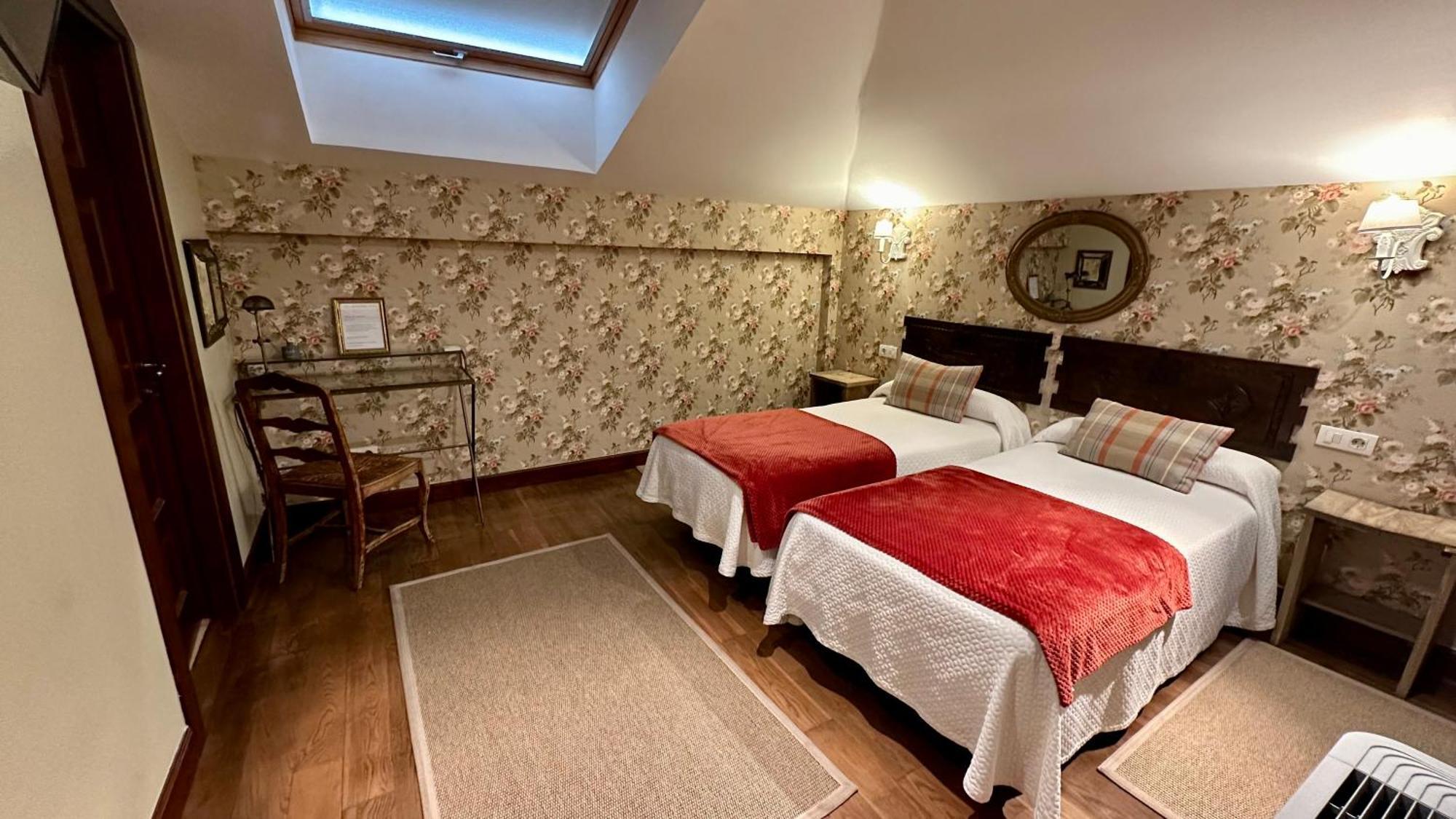 Hotel Batzarki à Avellaneda  Extérieur photo