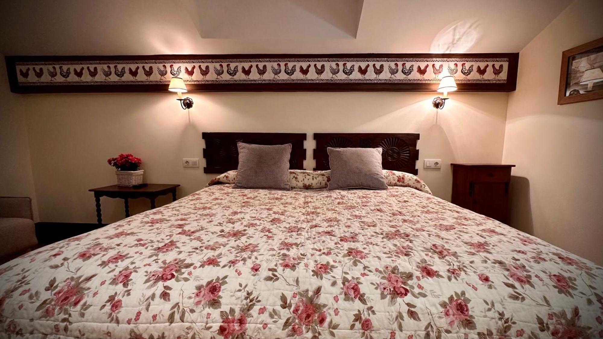 Hotel Batzarki à Avellaneda  Extérieur photo