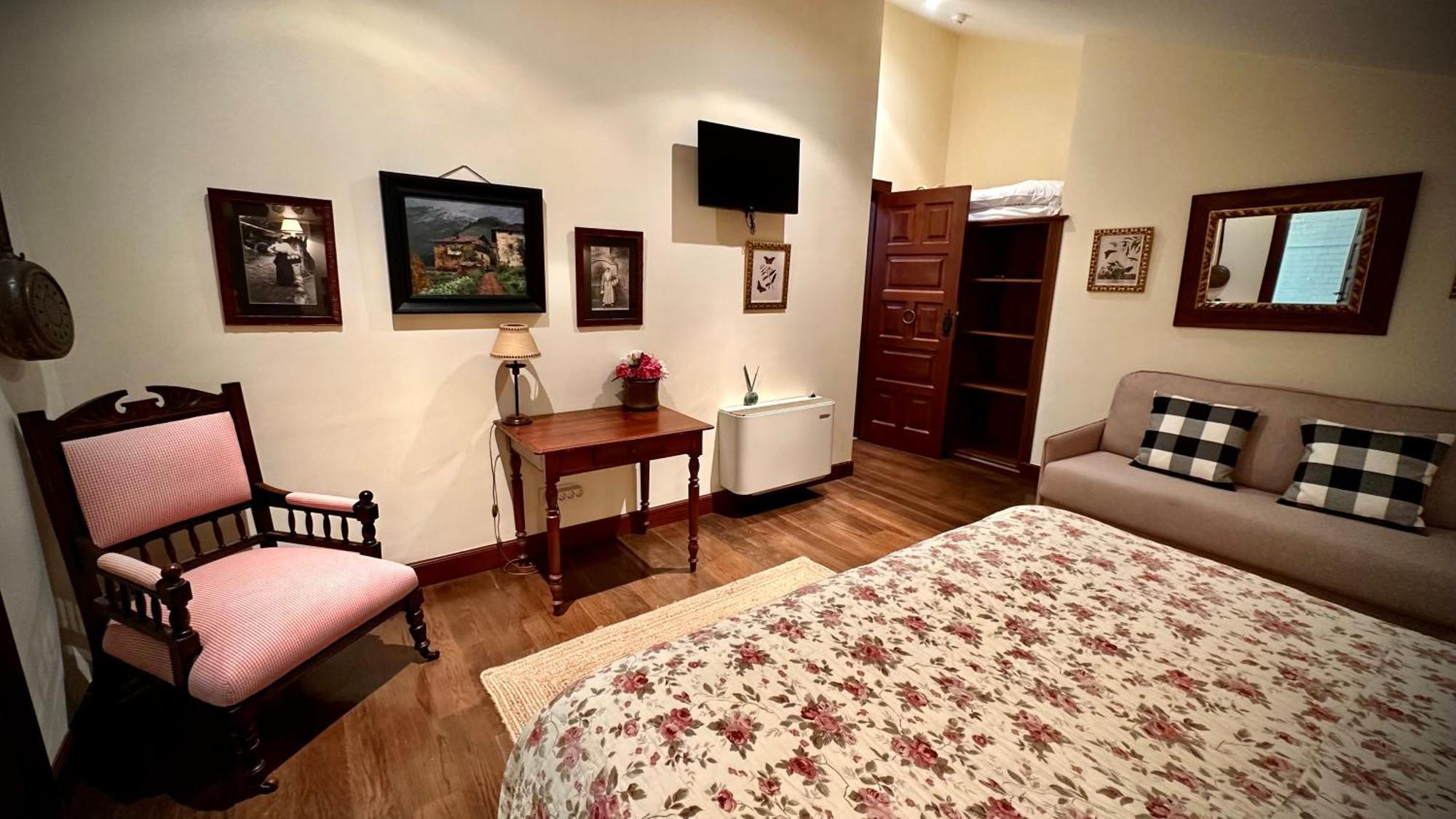 Hotel Batzarki à Avellaneda  Extérieur photo